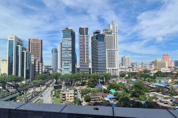 Face Platinum Suites