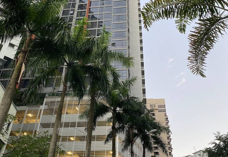 Six Ceylon (6 Ceylon)