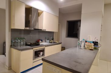 Six Ceylon (6 Ceylon)