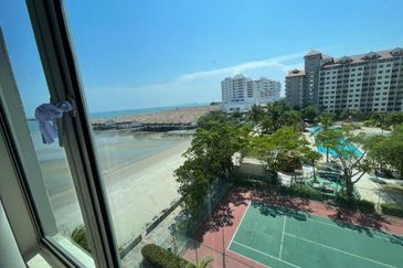 Glory Beach Resort Apartment