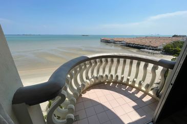 Glory Beach Resort Apartment