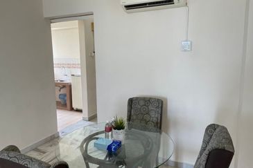 Glory Beach Resort Apartment