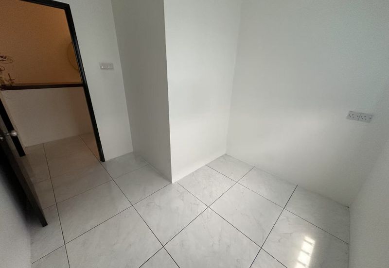 DESA PENGKALAN BERSATU