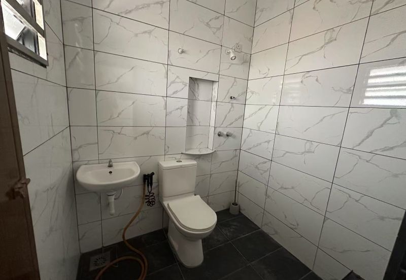 DESA PENGKALAN BERSATU