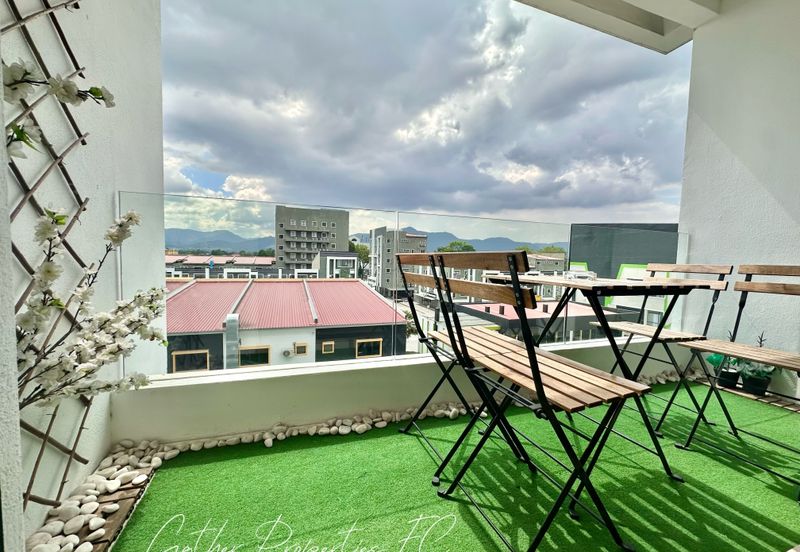 Manhattan Condominium