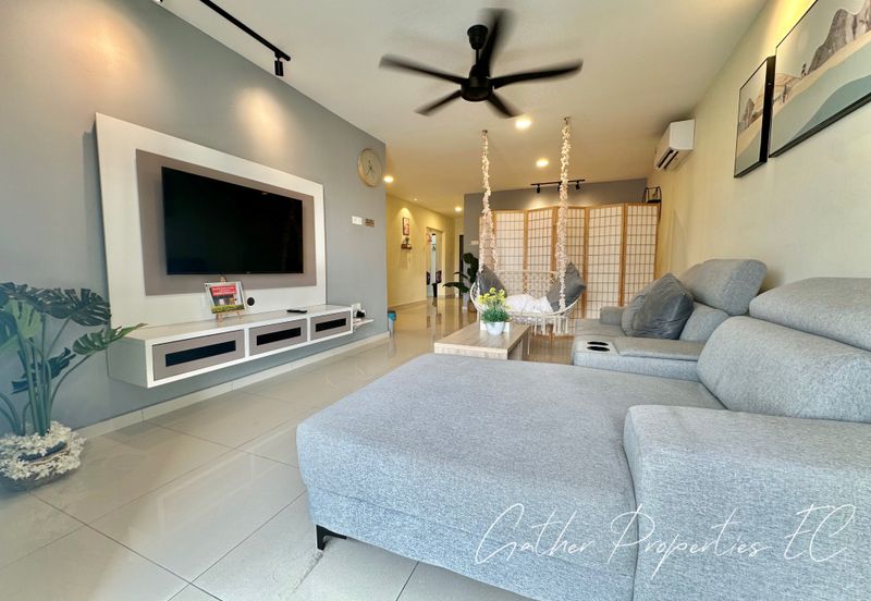 Manhattan Condominium