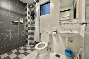 Manhattan Condominium