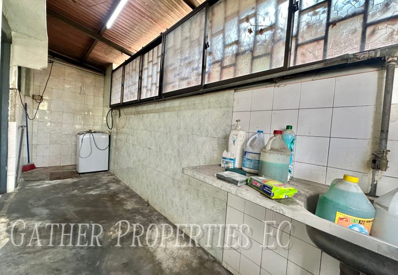 TAMAN KLEDANG, MENGLEMBU