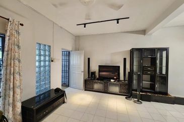 Panorama Lapangan Perdana