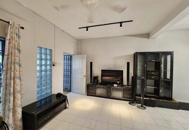 Panorama Lapangan Perdana