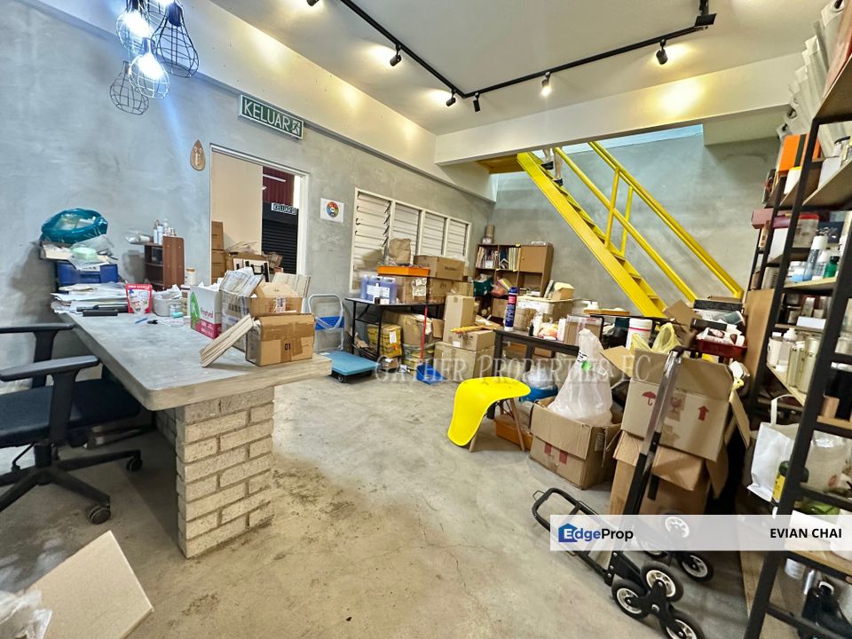 Freehold Ipoh Town,ROI 6%,Full Tenant 2.5 Sty Commercial Shop At Good Location For Sale, Perak, Ipoh