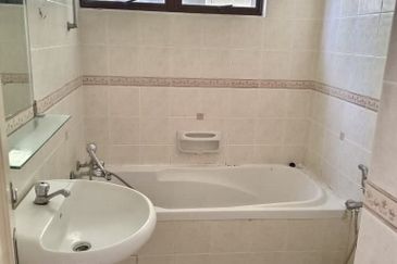 MERU VALLEY RESORT (GOLF VISTA APARTMENT