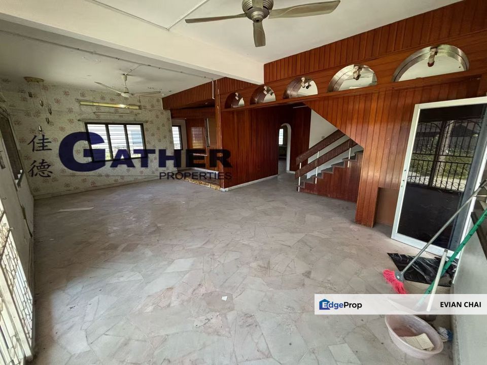 Limited Taman Golf Ipoh Town Double Storey Bungalow For Sale, Perak, Ipoh