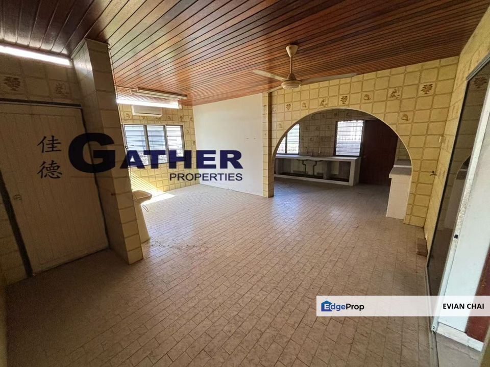 Limited Taman Golf Ipoh Town Double Storey Bungalow For Sale, Perak, Ipoh