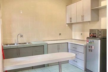 MERU VALLEY RESORT (GOLF VISTA APARTMENT