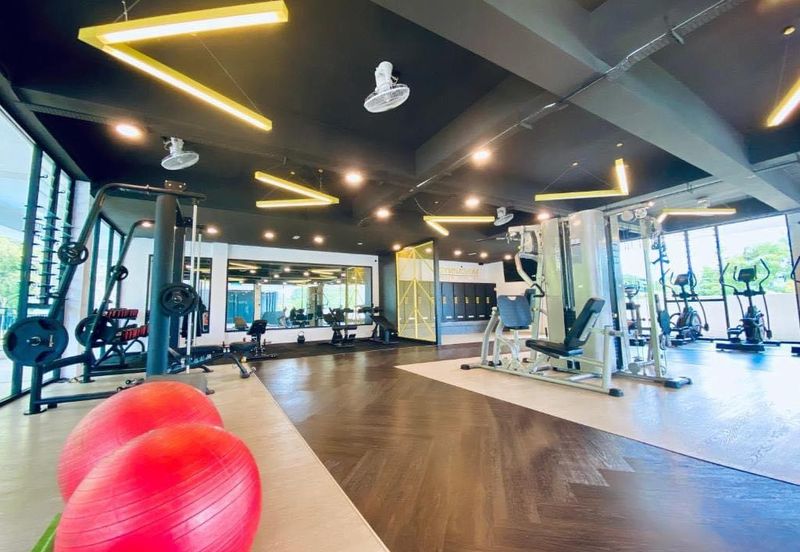 THE COVE HILLSIDE RESIDENCE