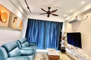 THE COVE HILLSIDE RESIDENCE