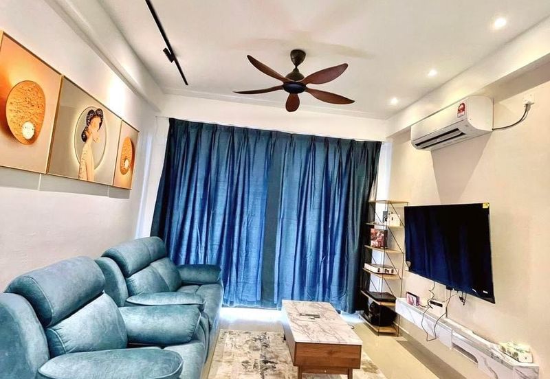 THE COVE HILLSIDE RESIDENCE