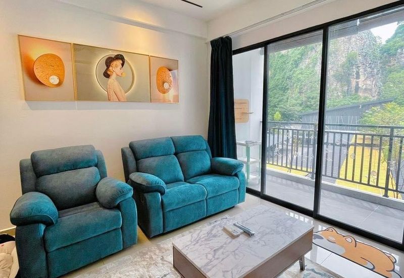 THE COVE HILLSIDE RESIDENCE