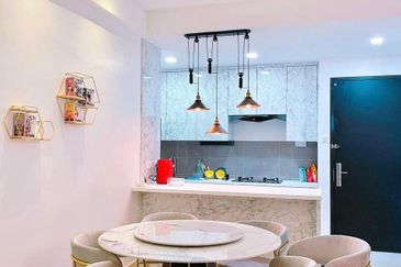 THE COVE HILLSIDE RESIDENCE