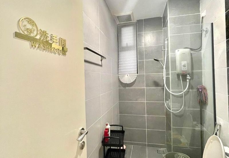 THE COVE HILLSIDE RESIDENCE