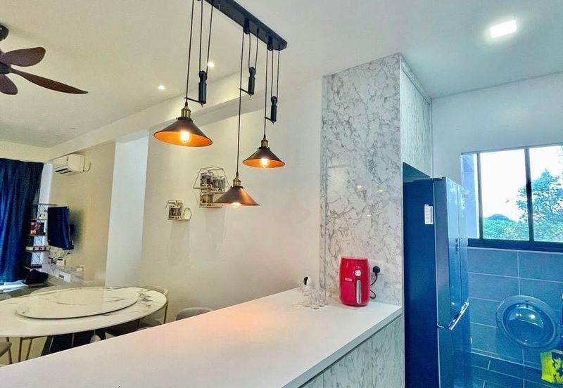 THE COVE HILLSIDE RESIDENCE