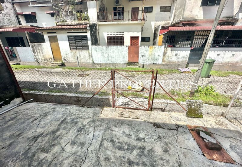 Walking Distance To AEON Station 18,Facing Field Double Storey House Wth Facing Field,FOR SALE 