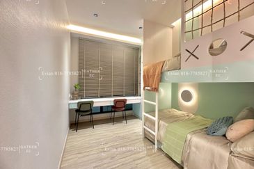 JALAN SULTAN AZLAN SHAH (TIGER LANE)