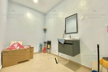 Upper East @ Tiger Lane