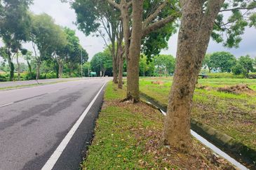 [PUSAT BANDAR] Berhampiran Melaka Sentral untuk Dijual