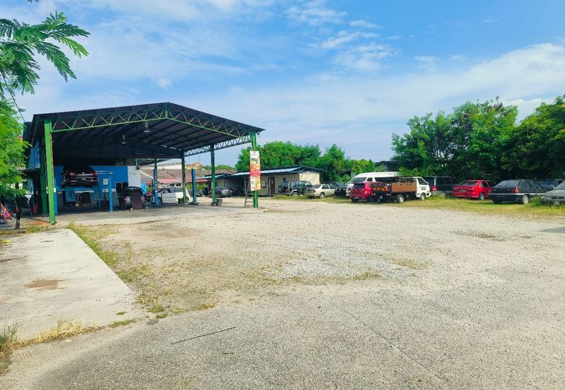 Ayer Keroh Commercial Centre