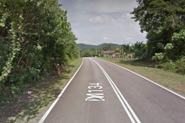 [DEPAN JALAN] Tanah 4.425 ekar di Alor Gajah, Melaka