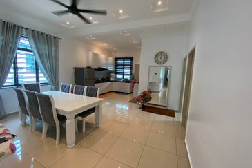 TAMAN MERLIMAU EMAS SEKSYEN 2