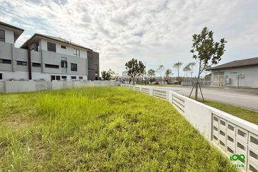 [BIGGEST CORNER UNIT & FACING OPEN] 3 Storey The Mulia Residences, Cyberjaya