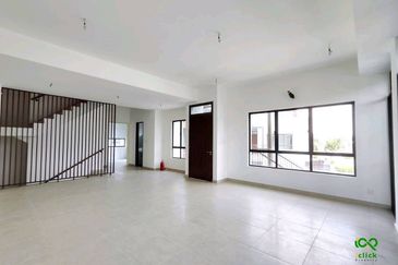 [BIGGEST CORNER UNIT & FACING OPEN] 3 Storey The Mulia Residences, Cyberjaya