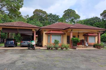 [BANGLO + TANAH] Banglo 1 Tingkat + Tanah 1 Ekar di Taboh Naning, Alor Gajah, Melaka