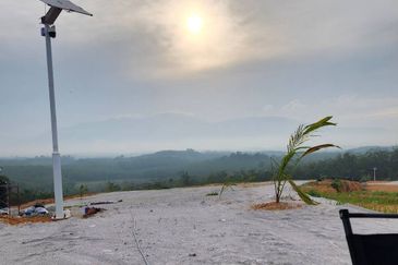 [VIEW 4 GUNUNG] TANAH 9.38 EKAR DI PUNCAK BUKIT ASAHAN, MELAKA‼️