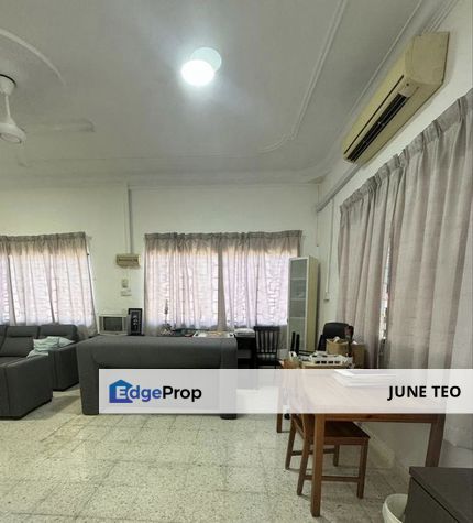 Fully Renovated Furnished Spacious 1sty Bungalow @ Bunga Ros for Sale, Johor, Johor Bahru