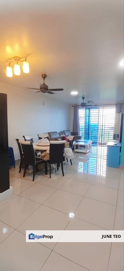 Mid Floor Fully Furnished Good Condition City View 2room @ D'ambience for Sale, Johor, Permas Jaya/Senibong