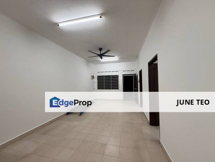Renovated Extended Good Condition Strategic Location Unfurnished with Basic Fitting 1sty Terrace @ Tun Aminah for Rent, Johor, Skudai