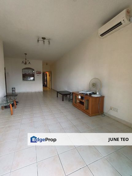 Strategic Location High Floor Pool View Partial Furnished 3room Apt @ Prima Regency for Rent, Johor, Plentong