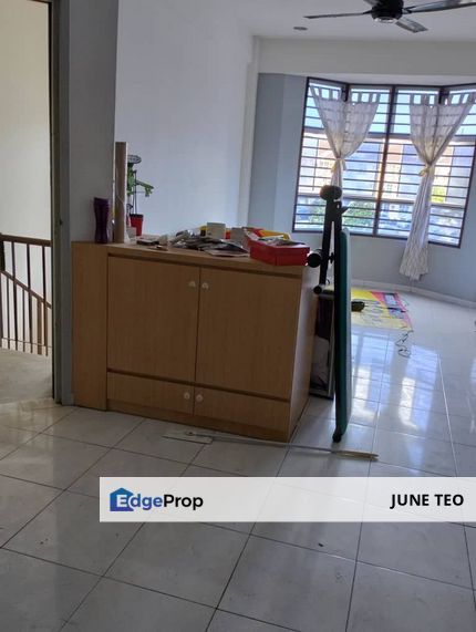 Fully Furnished Good Condition High Floor 3room Walk Up Apt @ Vista Seri Alam for Rent, Johor, Masai