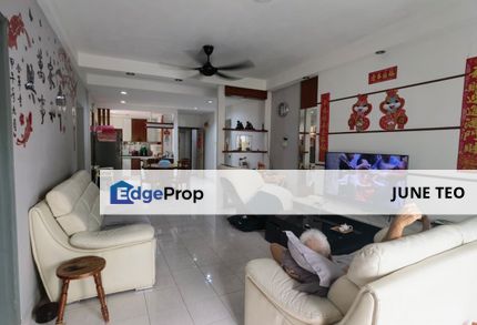 Strategic Location Renovated Fully Furnished Low Floor Unblock View 3room Apt @ Bistari Impian for Sale, Johor, Johor Bahru
