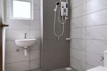 SKS Habitat Apartment, Larkin