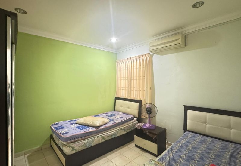 Prima Regency (Abbey Court)