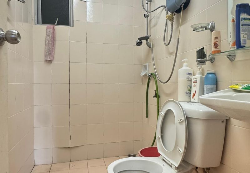 Prima Regency (Abbey Court)