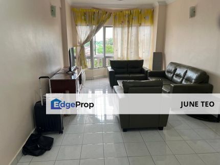 Partial Furnished Mid Floor Good Condition Spacious 3room Apt @ Dwi Mahkota Condo for Rent, Johor, Johor Bahru