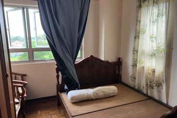 Dwi Mahkota Condominium