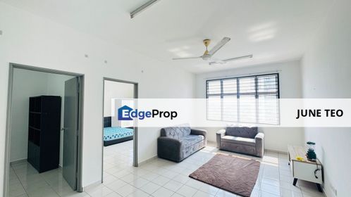 Mid Floor Partial Furnished Car Park View Good Condition 3room Apt @ Molek Ria for Rent, Johor, Johor Bahru