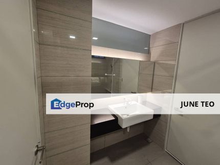 Strategic Location High Floor Low Density Fully Furnished Good Condition 2room Apt @ Wateredge for Rent, Johor, Masai